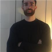 Profesor titulado en Educación Primaria con amplios conocimientos de Inglés